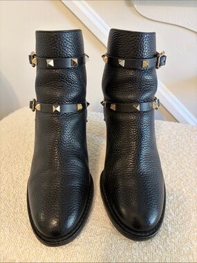 Valentino Garavani Black Leather Studded Ankle Boots